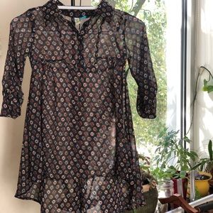 Girls ( size 8). Sheer collared tunic dress